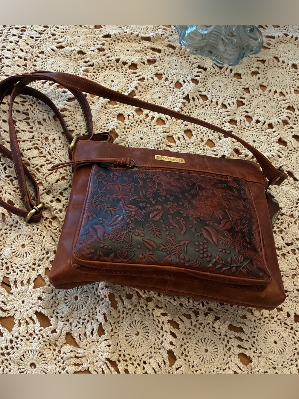 NWT Valenchi Women's Brown Tooled Leather Crossbody Bag with Floral Detail - Picture 12 of 16